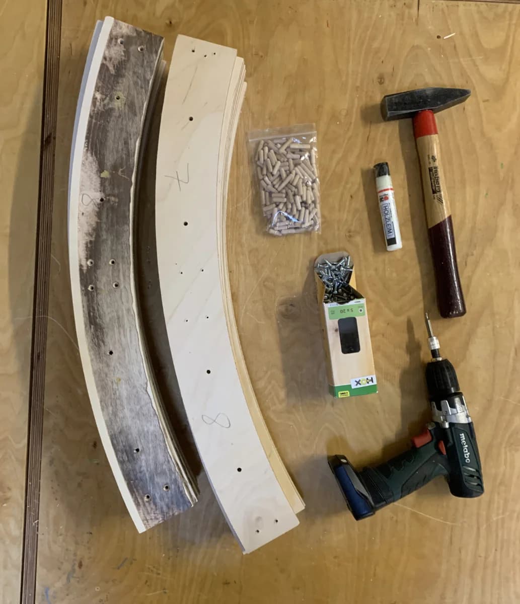 Wooden round frame modular system components with assembly tools